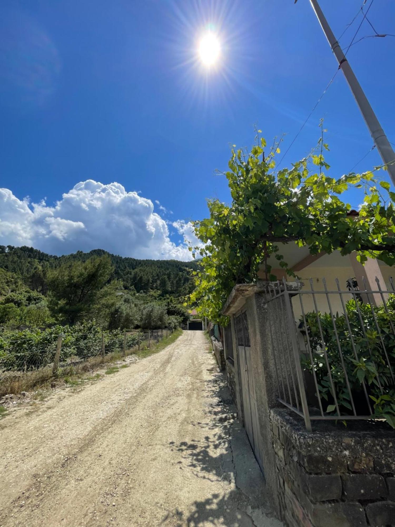 Eljos House Permet Hotel ภายนอก รูปภาพ