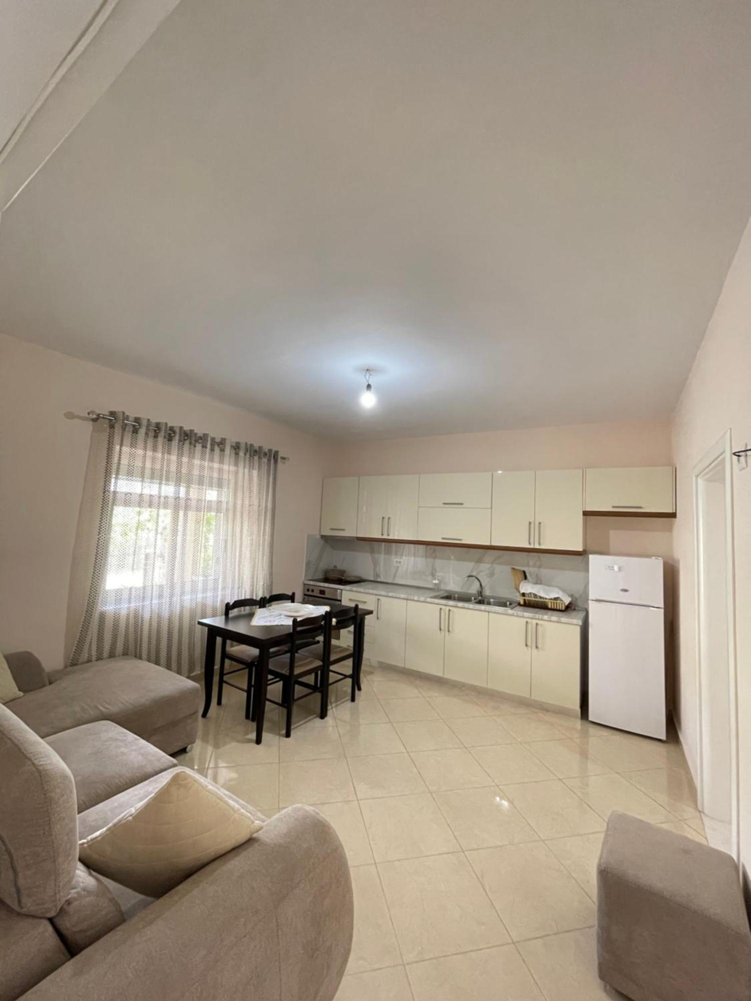Eljos House Permet Hotel ภายนอก รูปภาพ