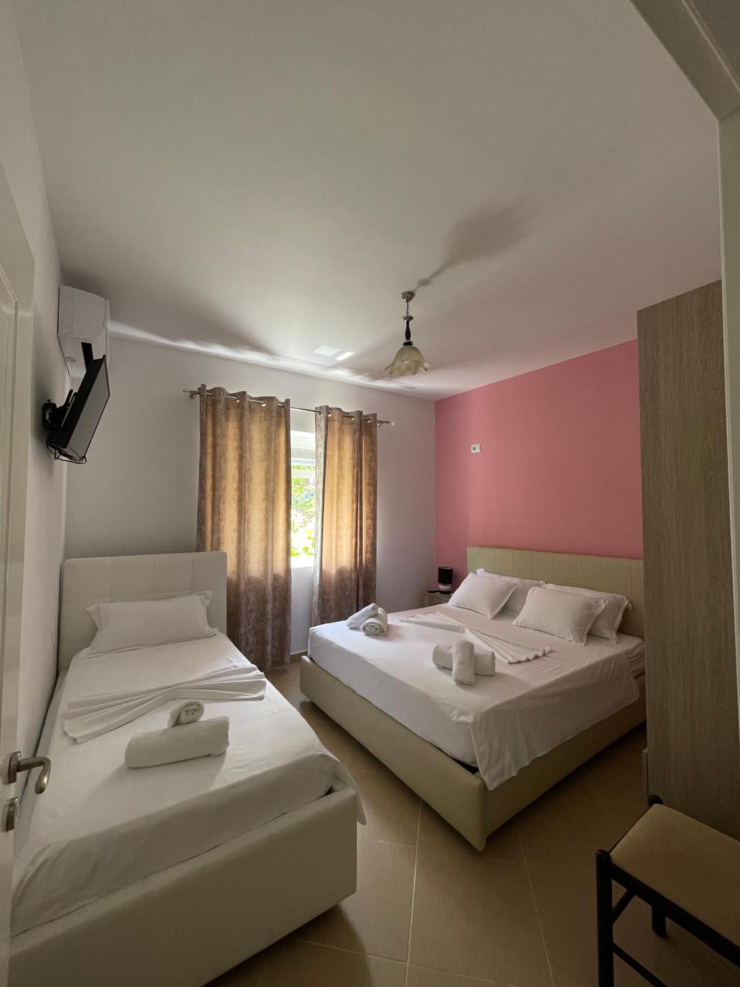 Eljos House Permet Hotel ภายนอก รูปภาพ